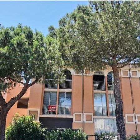 Superbe T2 Climatise, Proche Plage Avec Parking Prive Saint-Cyprien  Exterior photo